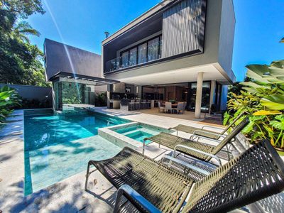 Casa, 5 quartos, 400 m² - Foto 1
