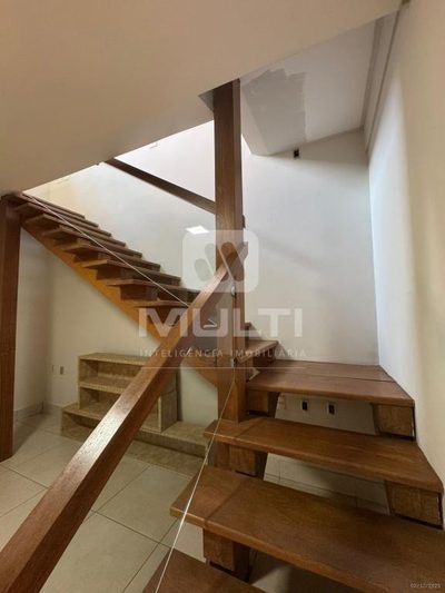 Casa, 5 quartos, 220 m² - Foto 3