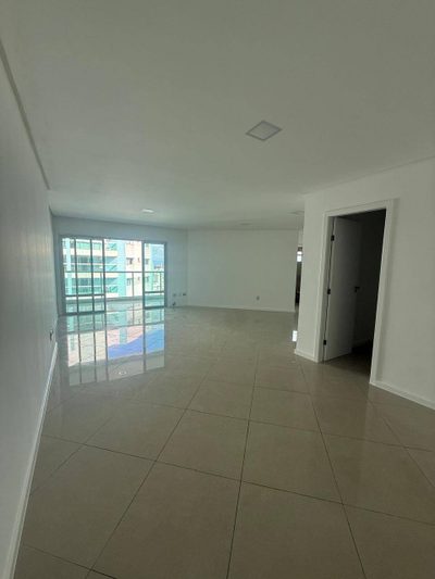 Apartamento, 3 quartos, 123 m² - Foto 1