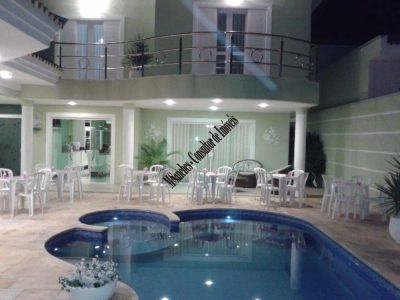 Sobrado, 3 quartos, 420 m² - Foto 1