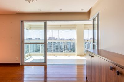 Apartamento, 3 quartos, 210 m² - Foto 2