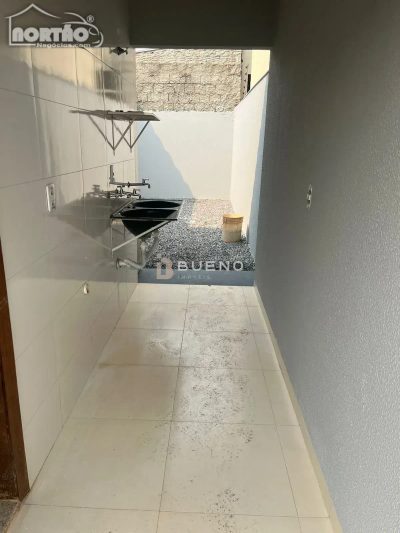 Casa, 3 quartos, 95 m² - Foto 2