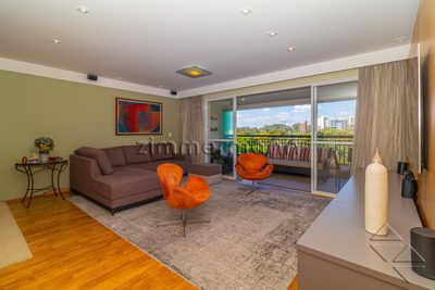 Apartamento, 3 quartos, 185 m² - Foto 1
