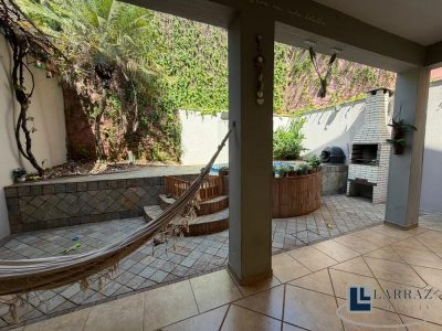 Casa, 3 quartos, 210 m² - Foto 1