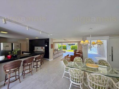 Casa, 3 quartos, 282 m² - Foto 4