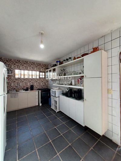 Casa, 4 quartos, 382 m² - Foto 2