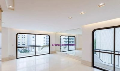 Apartamento, 3 quartos, 294 m² - Foto 2
