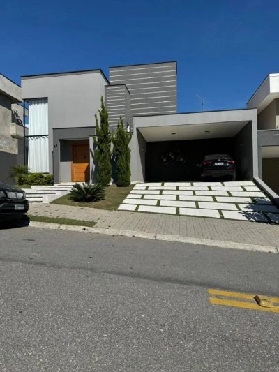 Casa, 3 quartos, 215 m² - Foto 1