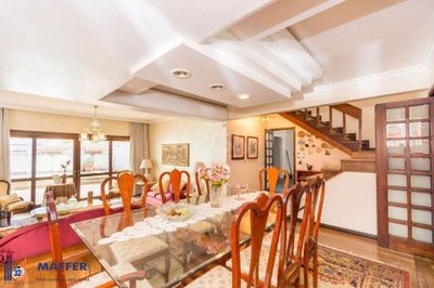 Casa, 4 quartos, 333 m² - Foto 1