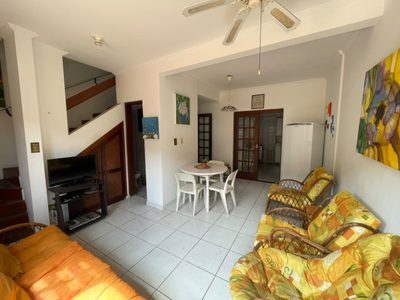 Casa, 2 quartos, 61 m² - Foto 1