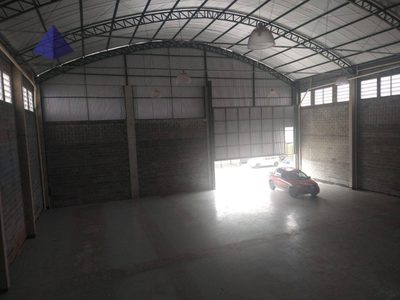 Depósito-Galpão, 750 m² - Foto 2