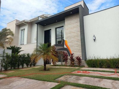 Casa, 3 quartos, 180 m² - Foto 1