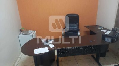 Casa, 1 quarto, 1240 m² - Foto 3