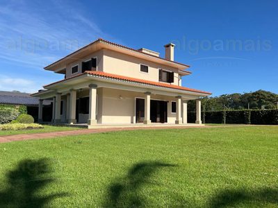 Sobrado, 5 quartos, 306 m² - Foto 1