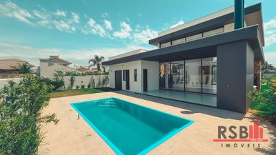 Casa, 4 quartos, 288 m² - Foto 1