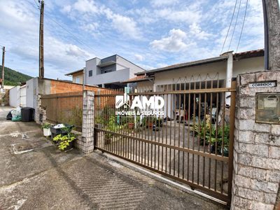 Casa, 2 quartos, 70 m² - Foto 1