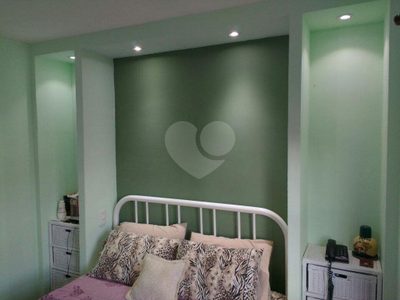 Sobrado, 3 quartos, 195 m² - Foto 1