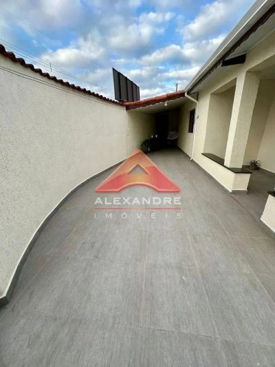 Casa, 3 quartos, 113 m² - Foto 1
