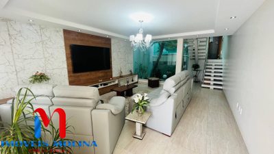 Sobrado, 4 quartos, 210 m² - Foto 1