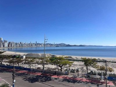 Apartamento, 3 quartos, 150 m² - Foto 1