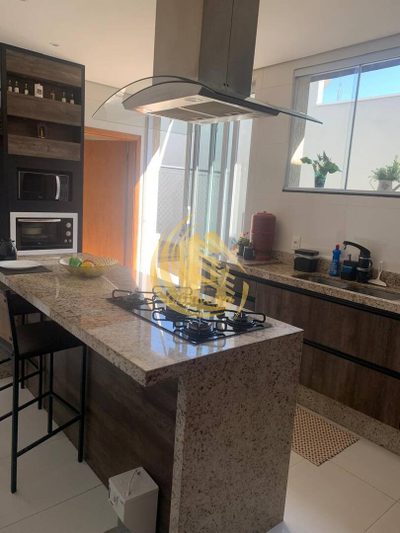 Casa, 3 quartos, 178 m² - Foto 2