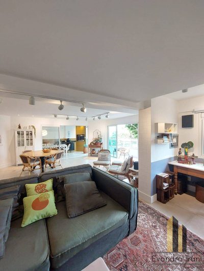 Apartamento, 4 quartos, 208 m² - Foto 2