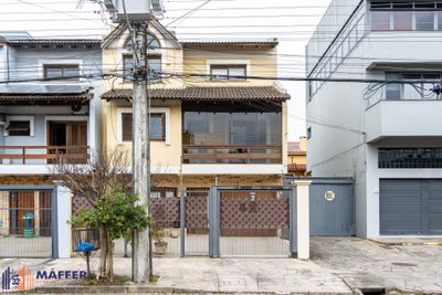 Casa, 3 quartos, 227 m² - Foto 2