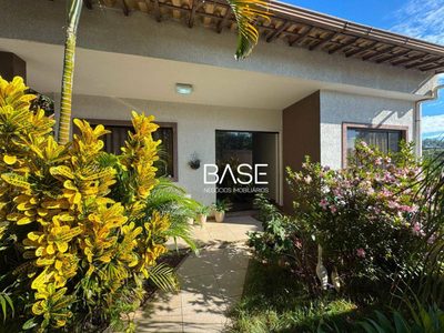 Casa, 3 quartos, 210 m² - Foto 1