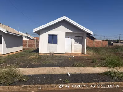 Casa, 2 quartos, 200 m² - Foto 1