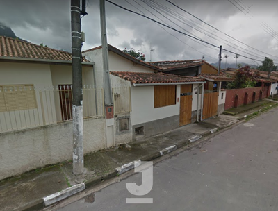 Casa, 4 quartos, 184 m² - Foto 1