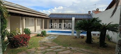 Casa, 3 quartos, 260 m² - Foto 1