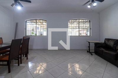 Casa, 4 quartos, 196 m² - Foto 3