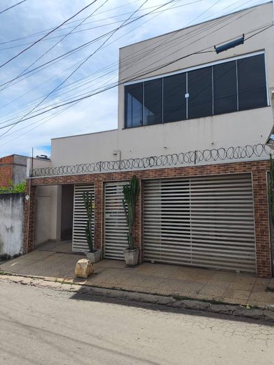 Casa, 1 quarto, 233 m² - Foto 1