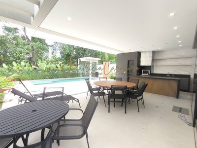 Casa, 5 quartos, 331 m² - Foto 1