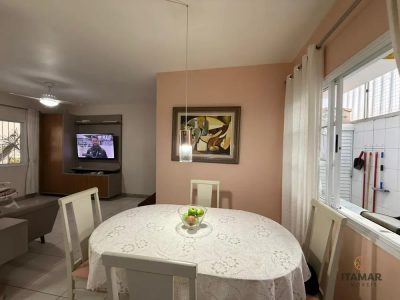 Casa, 2 quartos, 95 m² - Foto 1