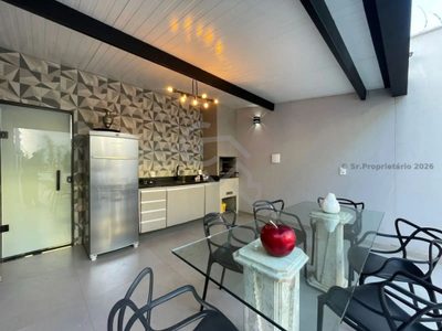Casa, 3 quartos, 200 m² - Foto 1