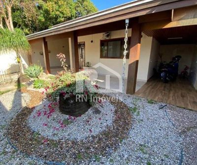 Casa, 3 quartos, 220 m² - Foto 1