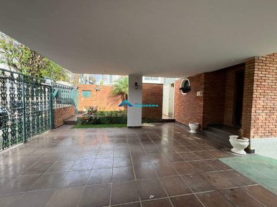 Casa, 4 quartos, 265 m² - Foto 2