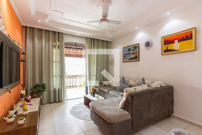 Casa, 3 quartos, 166 m² - Foto 1