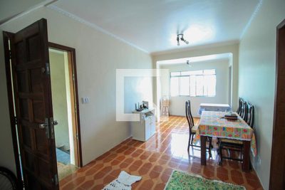 Casa, 3 quartos, 400 m² - Foto 2