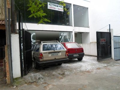 Prédio Inteiro, 700 m² - Foto 1