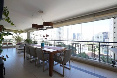 Apartamento, 3 quartos, 213 m² - Foto 2