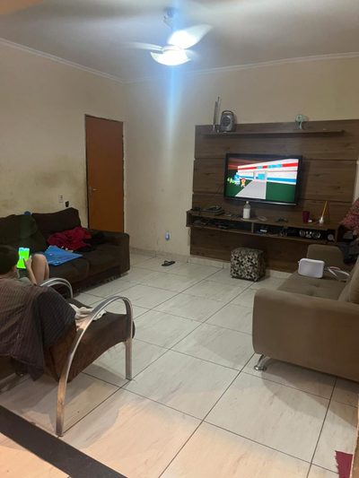 Casa, 3 quartos, 193 m² - Foto 1