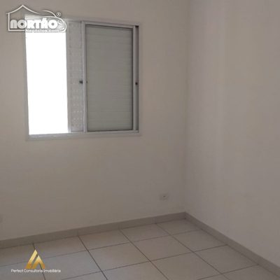 Casa, 3 quartos, 68 m² - Foto 2