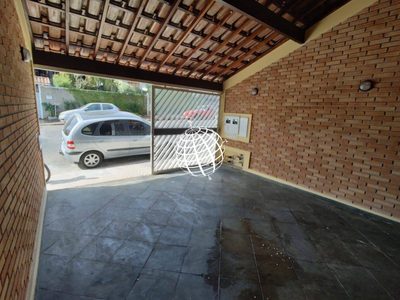 Casa, 4 quartos, 206 m² - Foto 2