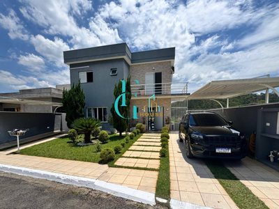 Casa, 3 quartos, 220 m² - Foto 1