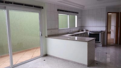 Casa, 3 quartos, 296 m² - Foto 1