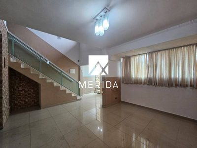 Sobrado, 4 quartos, 237 m² - Foto 1