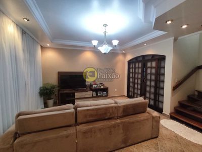 Sobrado, 3 quartos, 312 m² - Foto 2