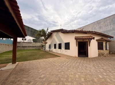 Casa, 3 quartos, 161 m² - Foto 1